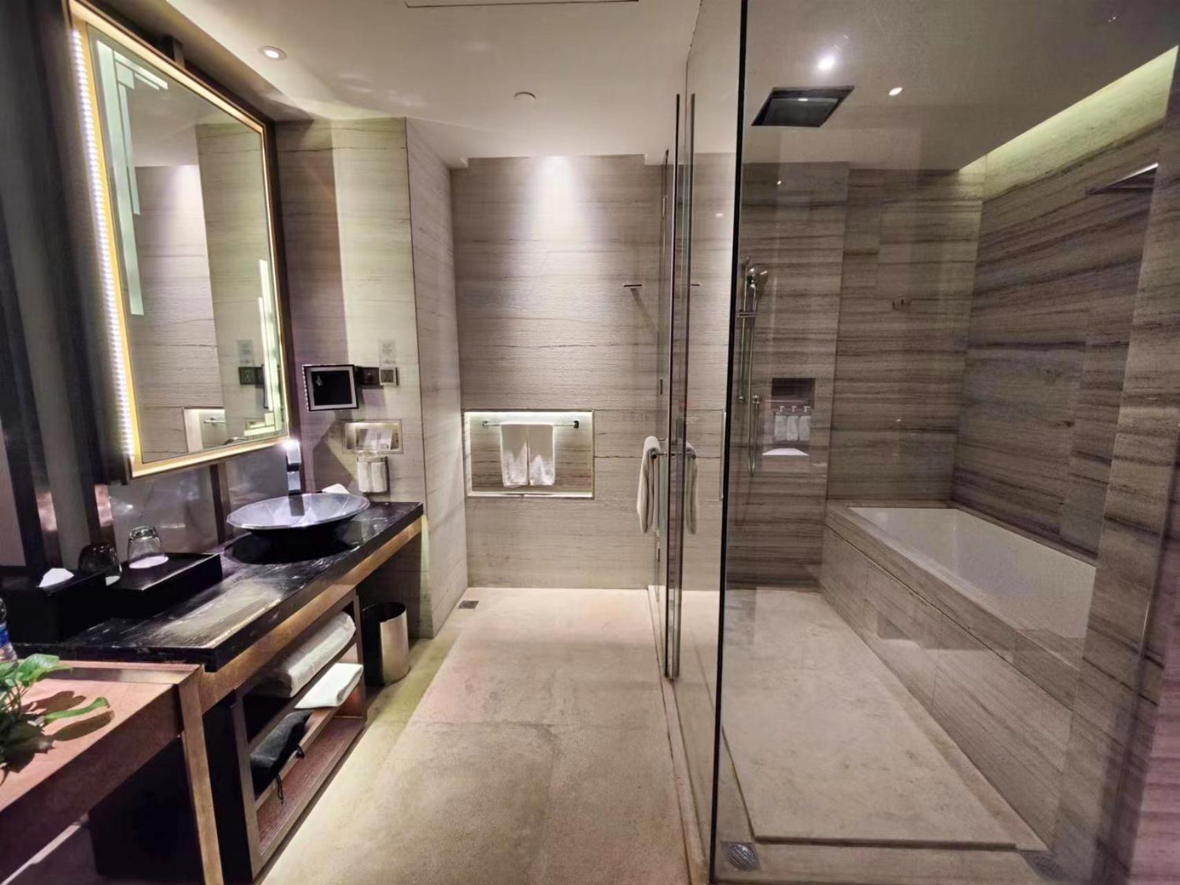 Hualuxe Hotels & Resorts Nanchang High-Tech Zone מראה חיצוני תמונה